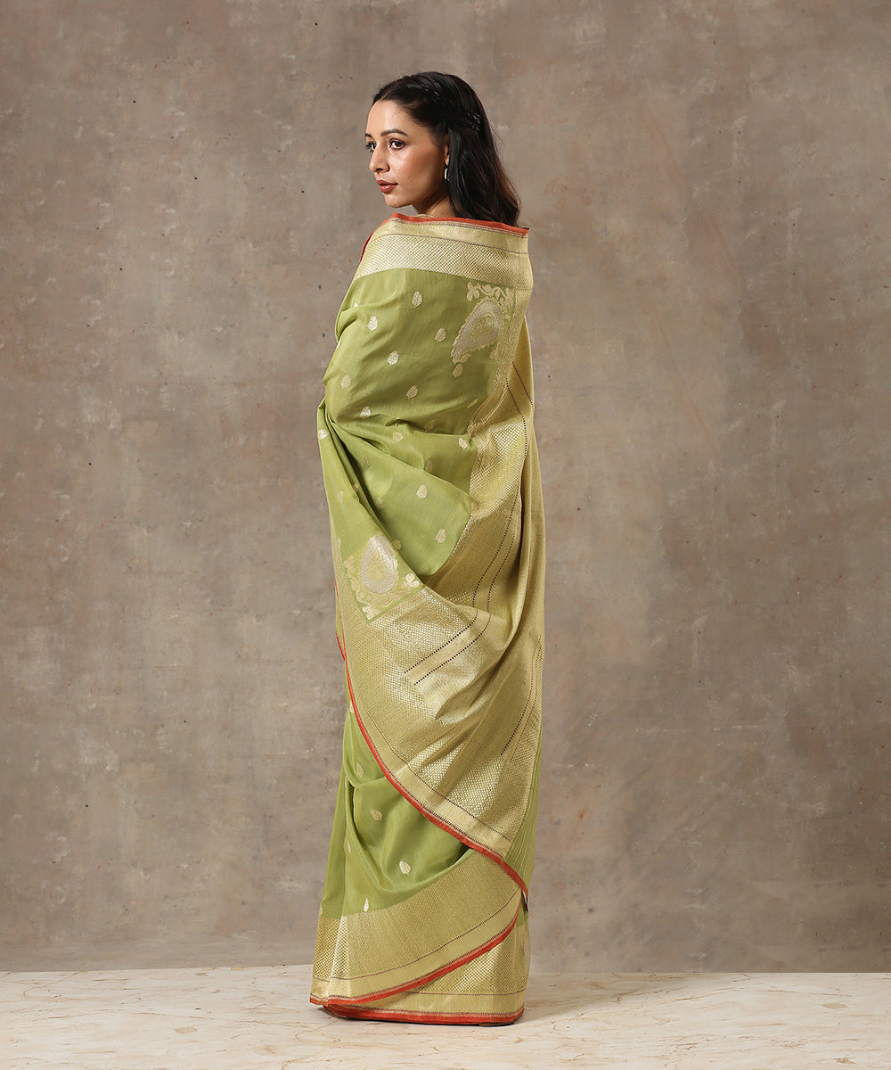 Pista_Green_Handloom_Pure_Cotton_Banarasi_Saree_with_Kadhwa_Booti_and_Konia_Pallu_WeaverStory_03