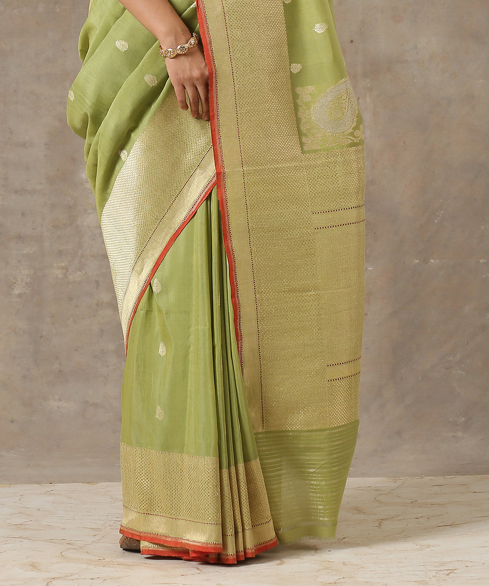 Pista_Green_Handloom_Pure_Cotton_Banarasi_Saree_with_Kadhwa_Booti_and_Konia_Pallu_WeaverStory_04