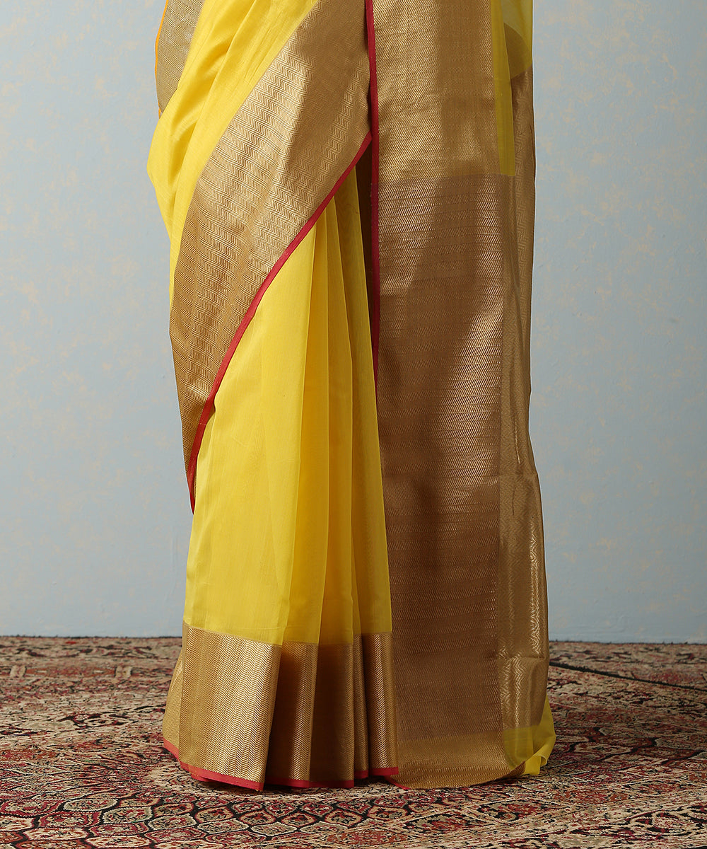 Handloom_Yellow_Plain_Chanderi_Saree_With_Gold_Zig_Zag_Border_WeaverStory_04
