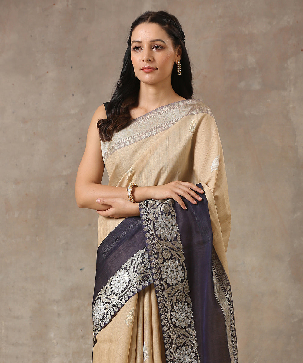 Handloom_Beige_Tussar_Silk_Banarasi_Saree_With_Navy_Blue_Border_WeaverStory_01
