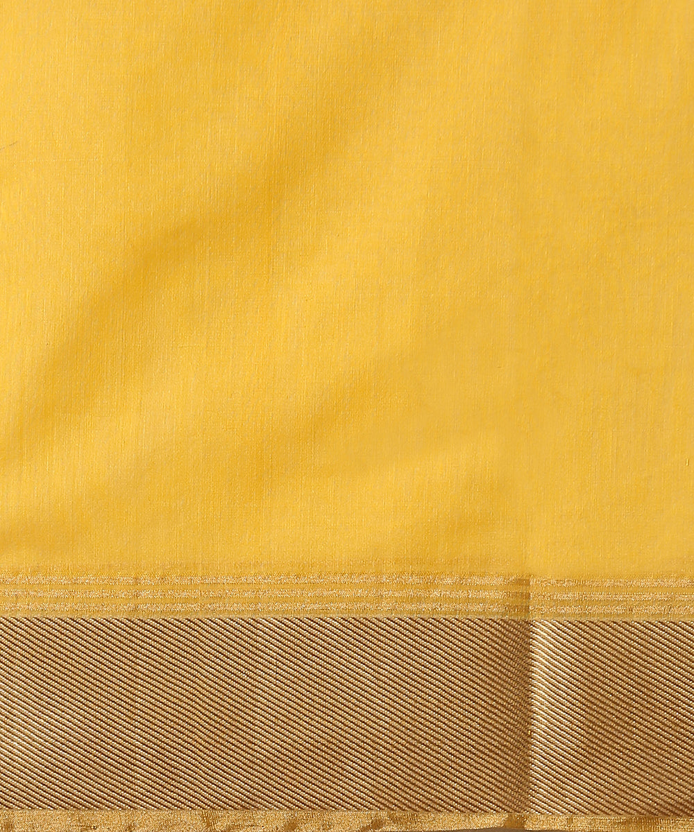 Yellow_Handloom_Chanderi_Saree_With_Gold_Cheveron_Border_WeaverStory_05