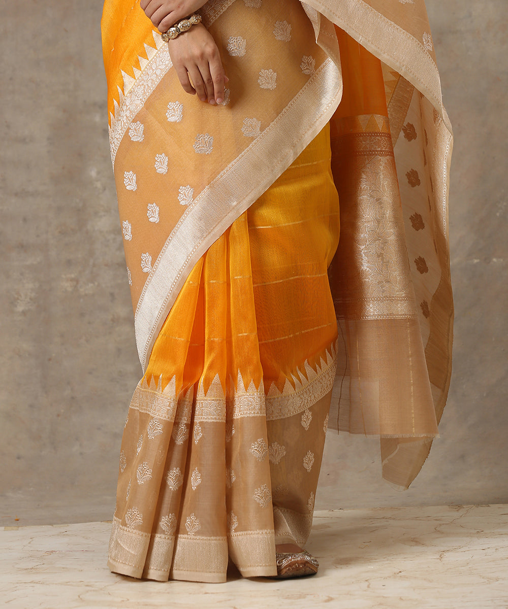 Handloom_Yellow_Ektara_Organza_Banarasi_Saree_With_Beige_Kadhwa_Booti_Border_WeaverStory_04