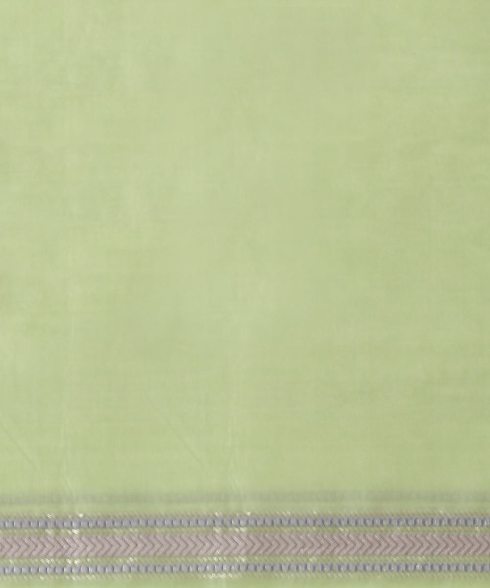 Green_Handloom_Cotton_Kora_Banarasi_Saree_With_Cutwork_Jangla_Design_WeaverStory_05