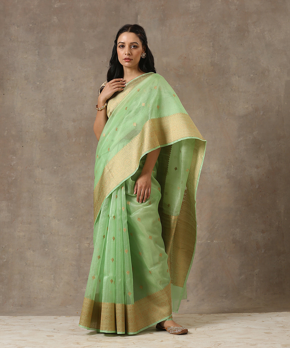 Green_Handloom_Kora_Silk_Banarasi_Saree_With_Zari_Checks_and_Kadhwa_Booti_WeaverStory_02