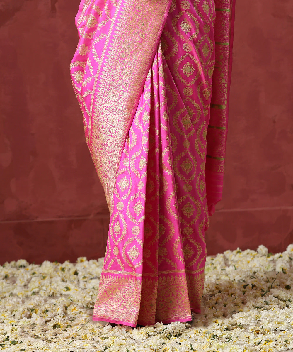 Handloom_Pink_Pure_Katan_Silk_Banarasi_Saree_with_Kadhwa_Jaal_WeaverStory_04