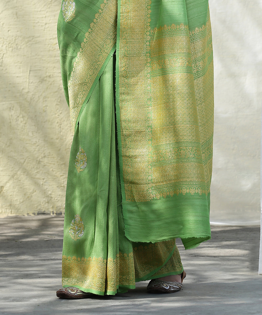 Light_Green_Handloom_Tussar_Georgette_Banarasi_Saree_with_Kadhwa_Booti_WeaverStory_04