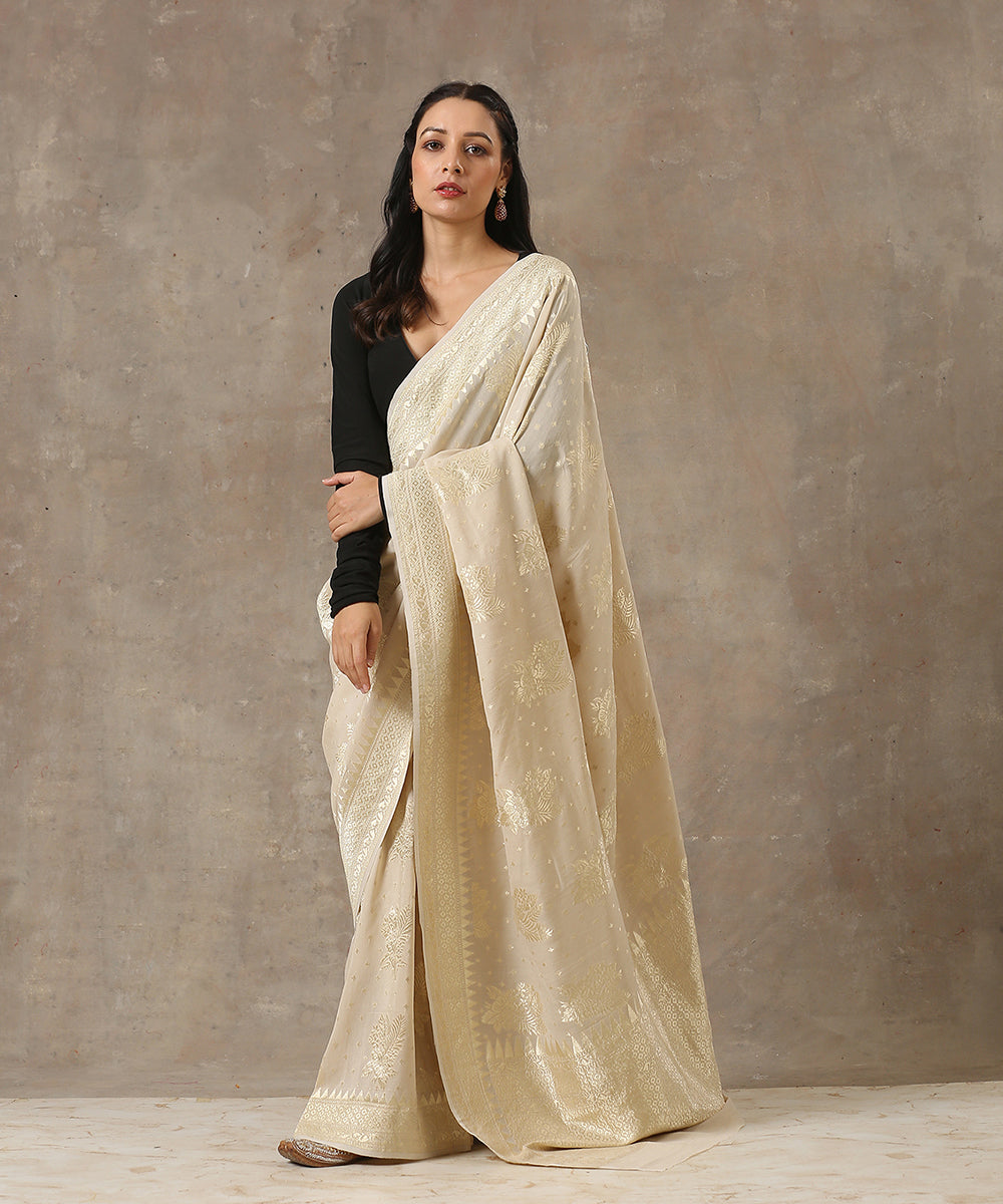 Handloom_Beige_Tussar_Georgette_Banarasi_Saree_With_Floral_Boota_WeaverStory_02
