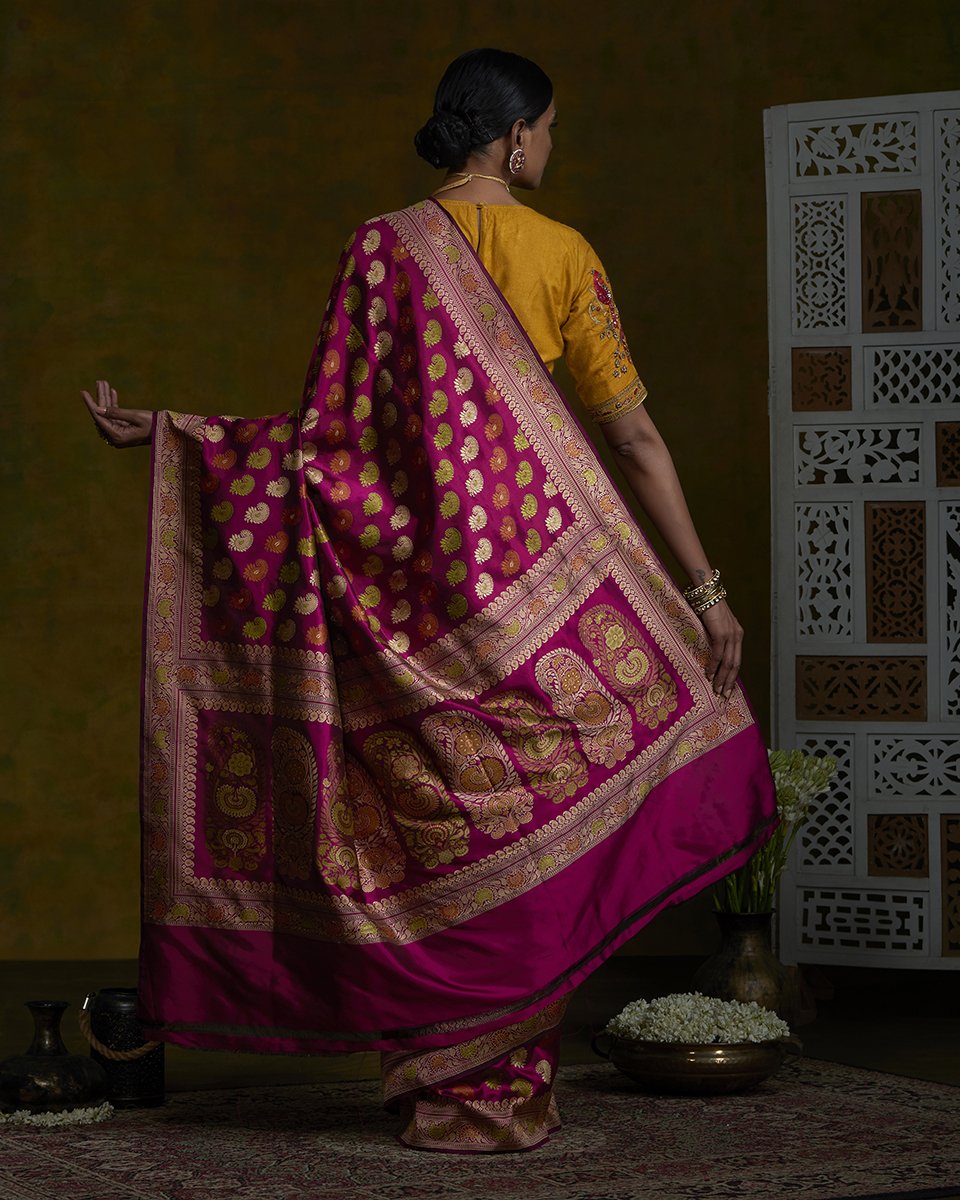 Purple_Handloom_Ambi_Booti_Baluchari_Saree_with_Multicolor_Paisley_Border_WeaverStory_03