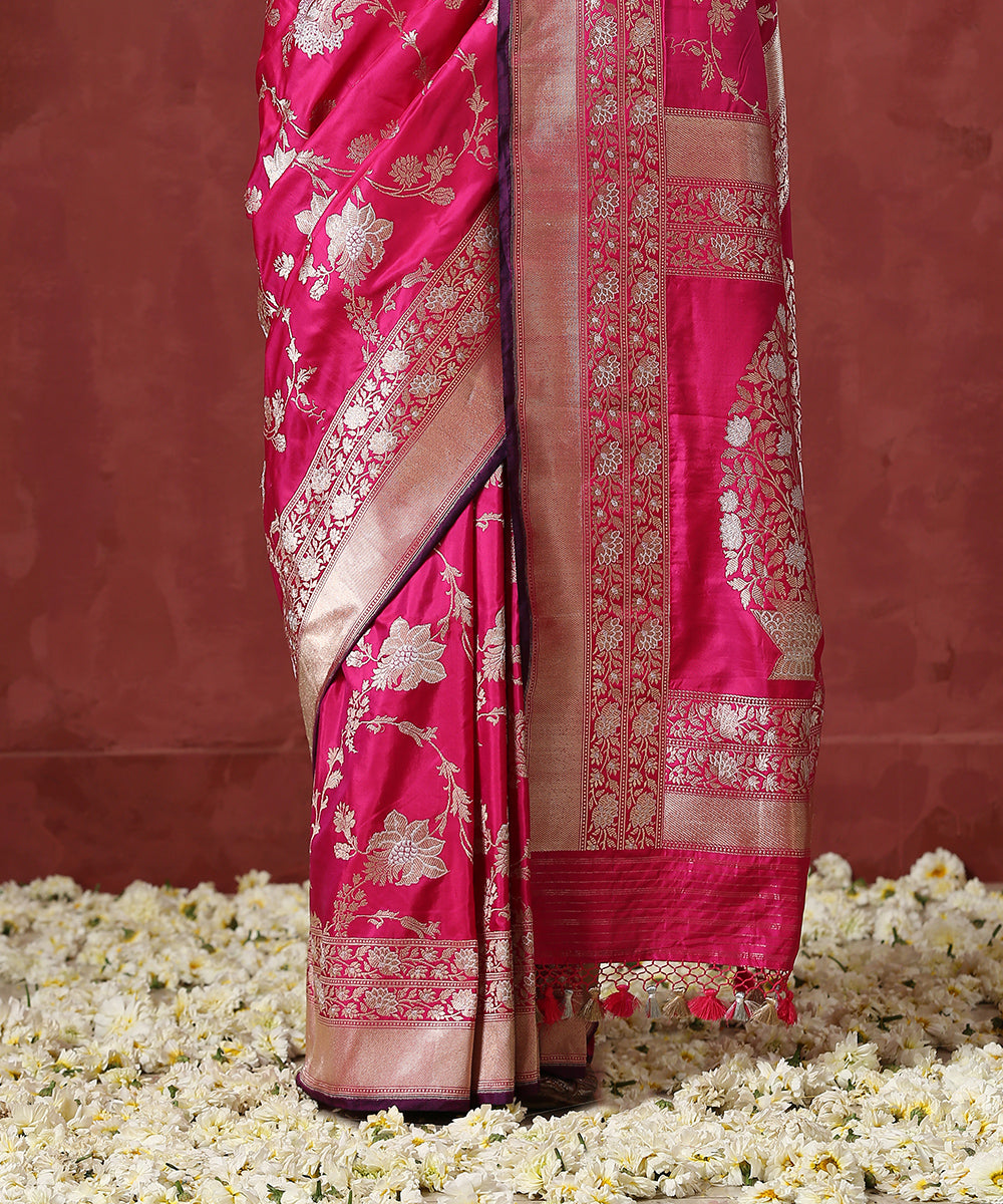 Pink_Handloom_Pure_Katan_Silk_Banarasi_Saree_With_Zari_Border_WeaverStory_04