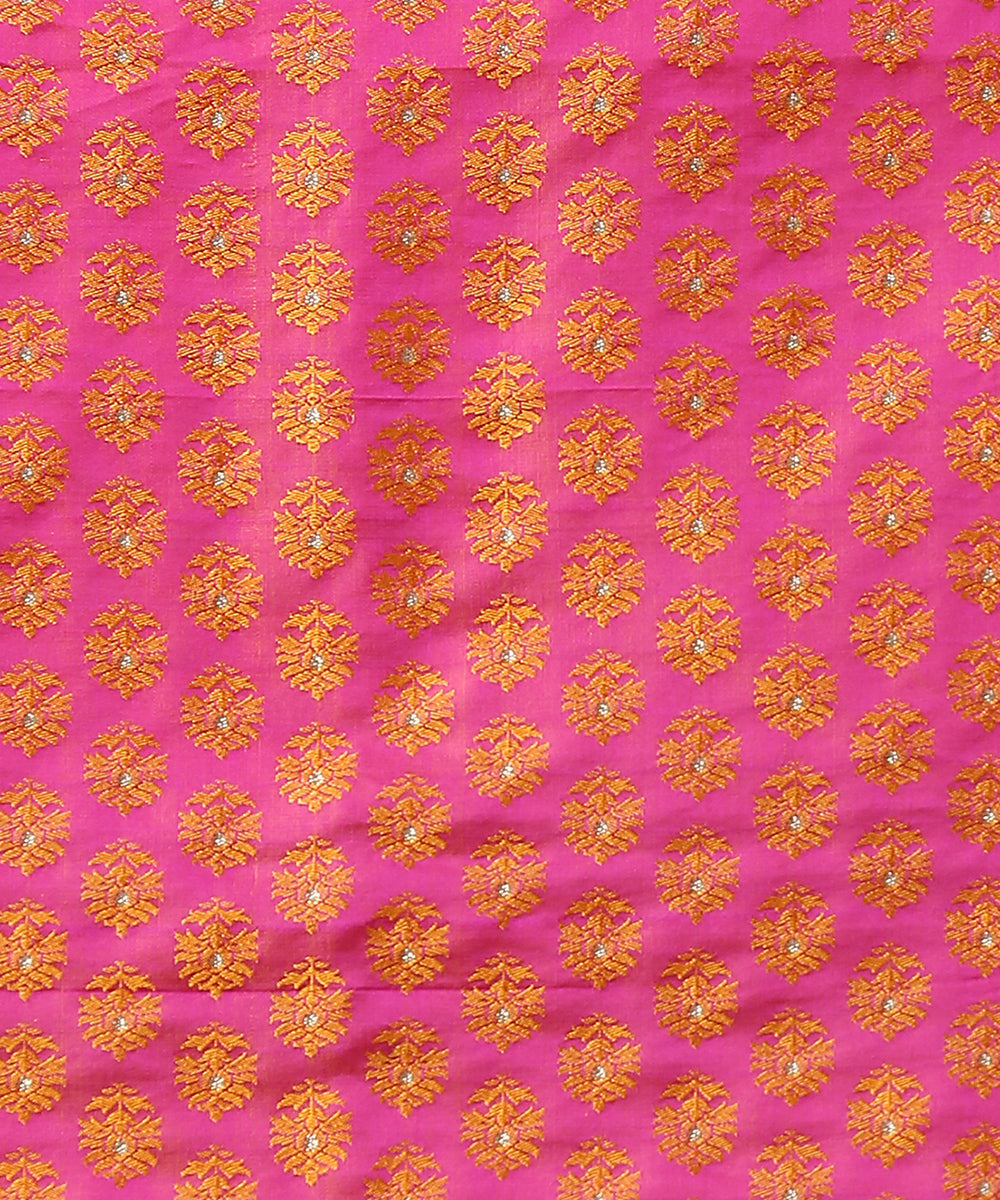 Aqua_Blue_Handloom_Kora_Silk_Banarasi_Saree_With_Meenakari_Kadhwa_Border_WeaverStory_05