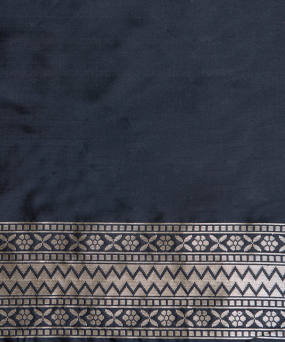 Handloom_Black_Pure_Katan_Silk_Banarasi_Saree_with_Meenakari_Patola_Jaal_WeaverStory_05