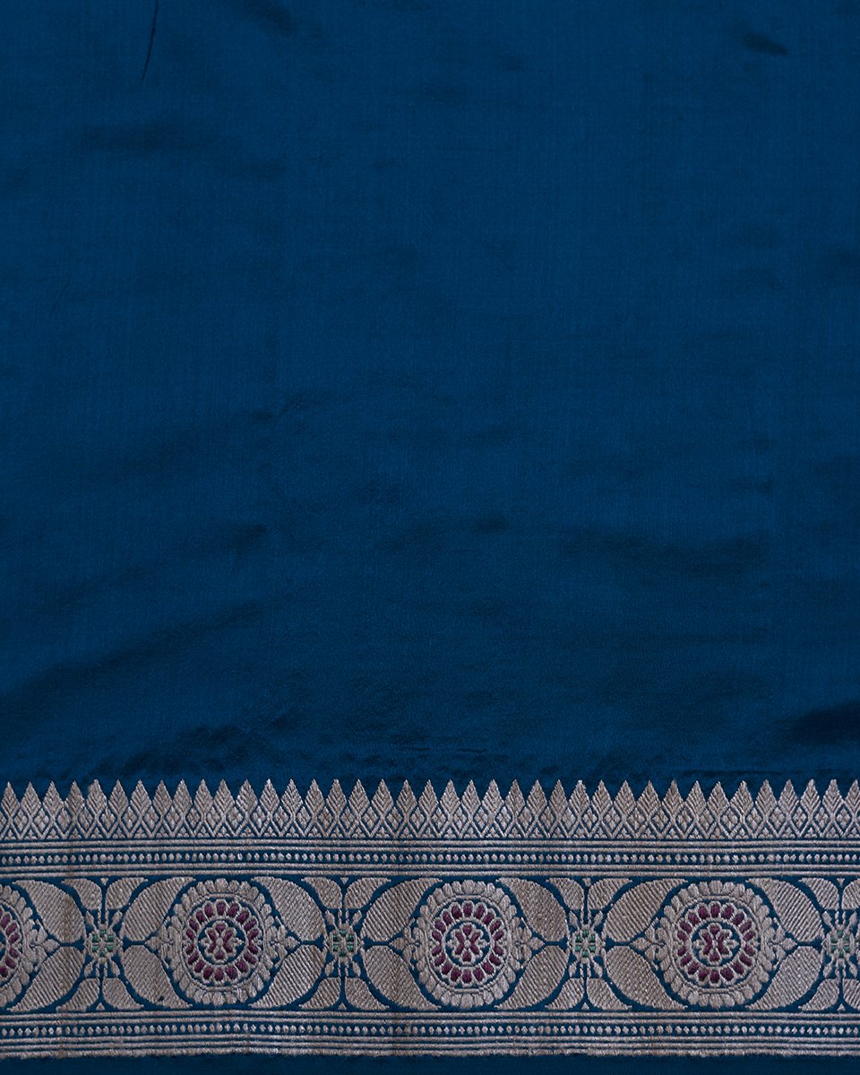 Handloom_Indigo_Baluchari_Saree_with_small_Floral_Motifs_and_Elephant_Pallu_WeaverStory_05