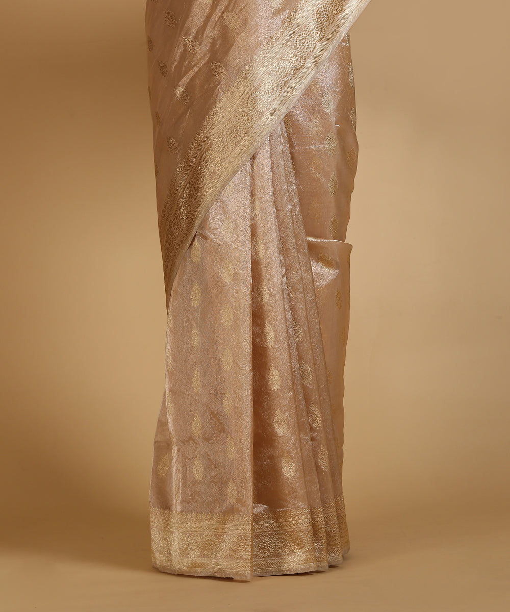 Gold_Handloom_Silk_Tissue_Banarasi_Saree_With_Kadhwa_Booti_WeaverStory_04