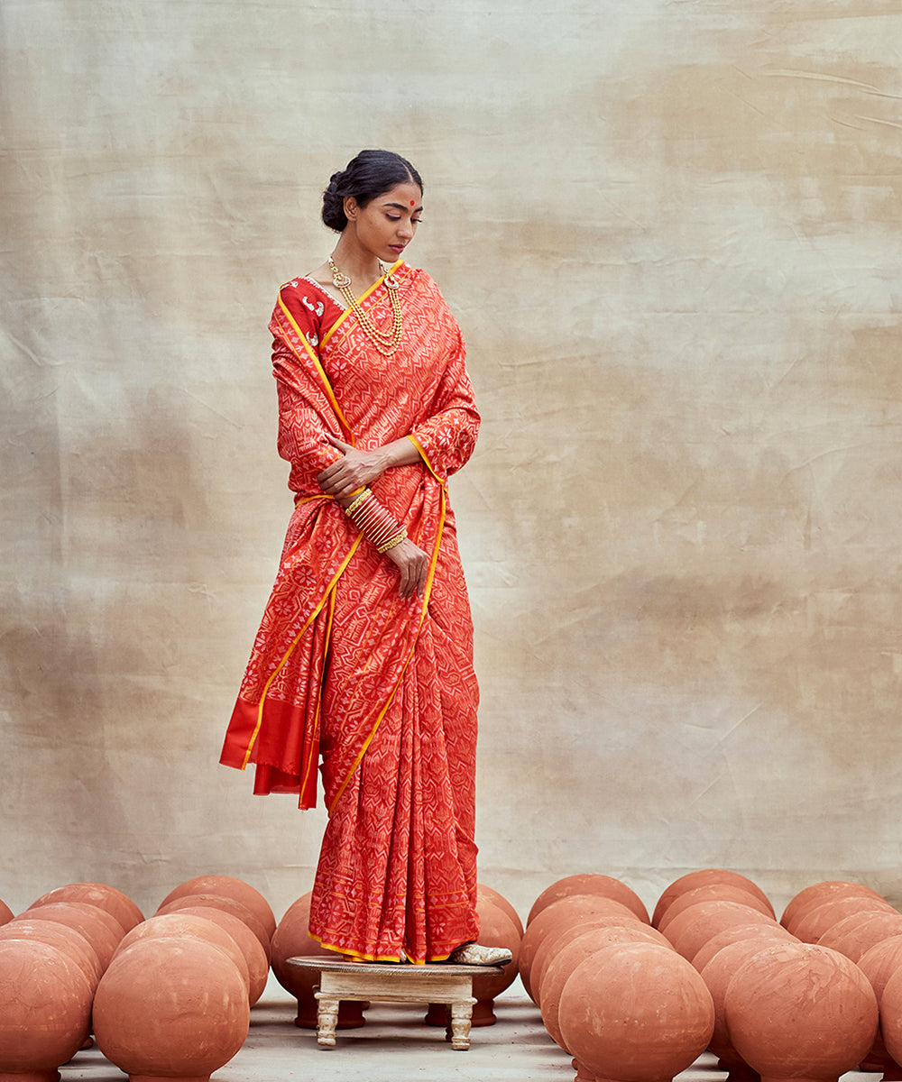 Handloom_Red_Pure_Katan_Silk_Banarasi_Saree_with_Real_Zari_Work_WeaverStory_03