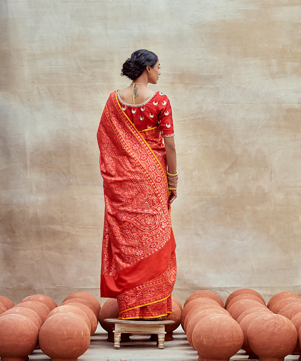 Handloom_Red_Pure_Katan_Silk_Banarasi_Saree_with_Real_Zari_Work_WeaverStory_05