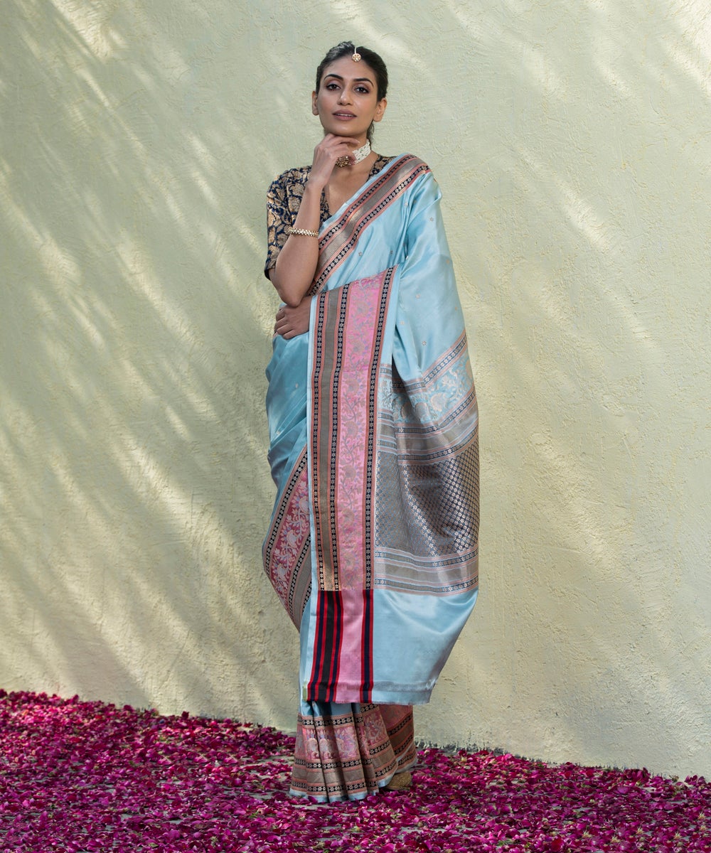 Handloom_Powder_Blue_Pure_Satin_Silk_Banarasi_Saree_with_Kadhwa_Booti_WeaverStory_02