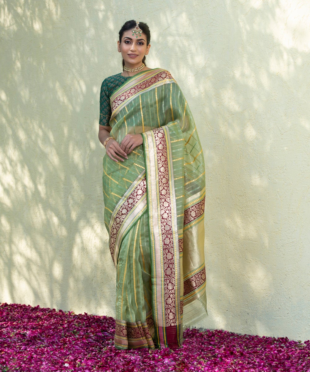 Handloom_Light_Green_Kora_Stripes_Banarasi_Saree_With_Kadhwa_Border_WeaverStory_02