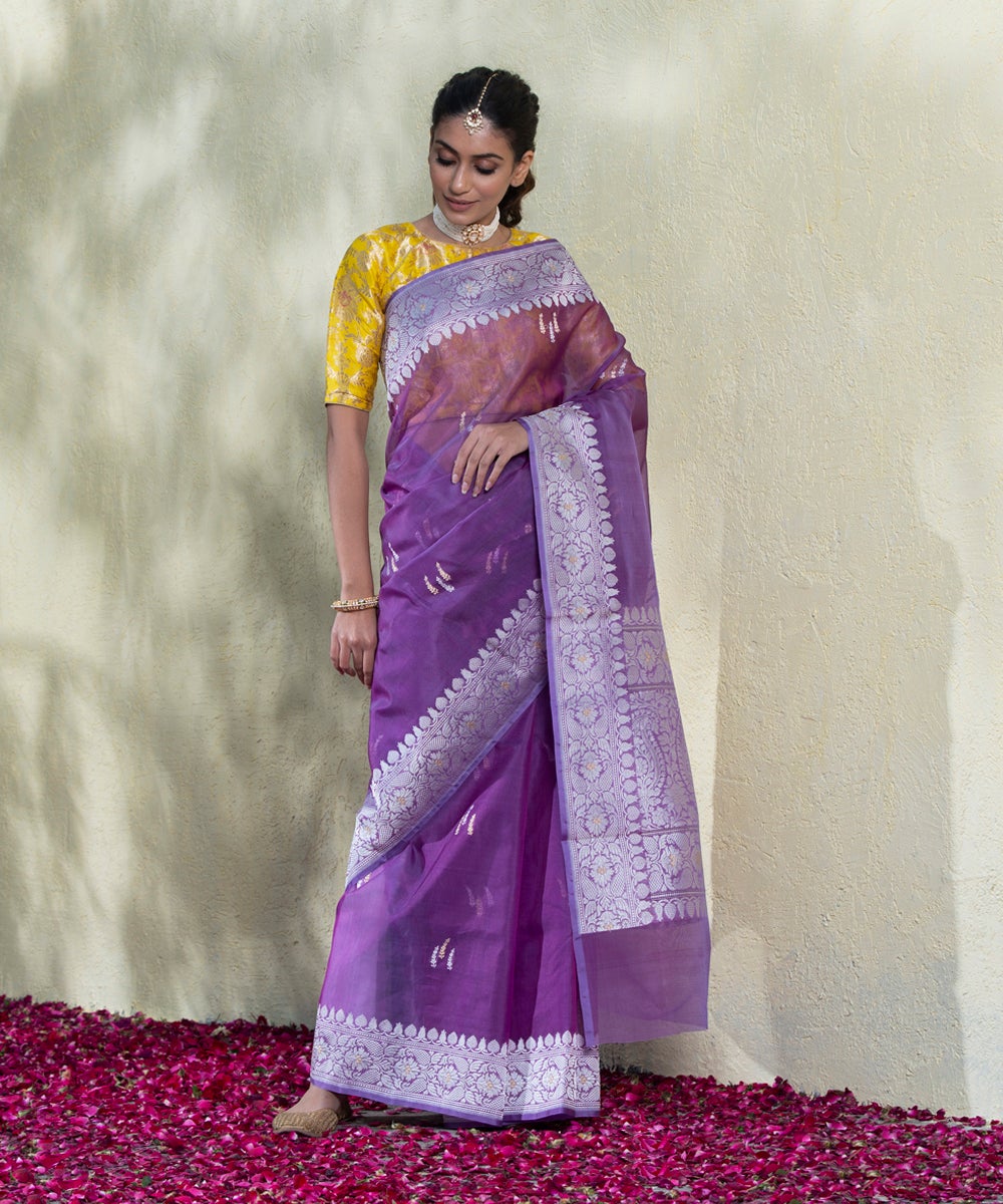 Handloom_Purple_Kora_Silk_Banarasi_Saree_With_Kadhwa_Booti_WeaverStory_02