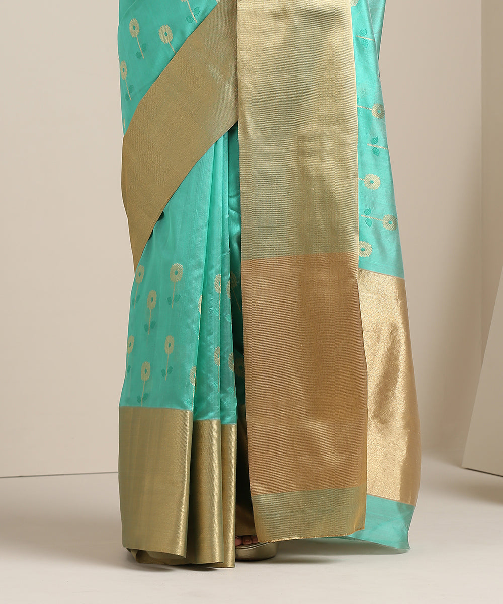 Green_Handloom_Broad_Zari_Border_Silk_Chanderi_Saree_With_Floral_Booti_WeaverStory_04