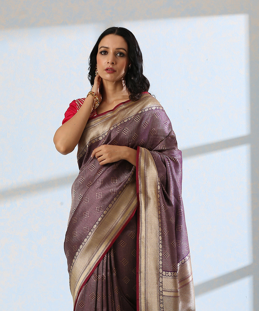 Handloom_Purple_Zari_Tanchoi_Pure_Katan_Silk_Banarasi_Saree_With_Diamond_Motifs_WeaverStory_01