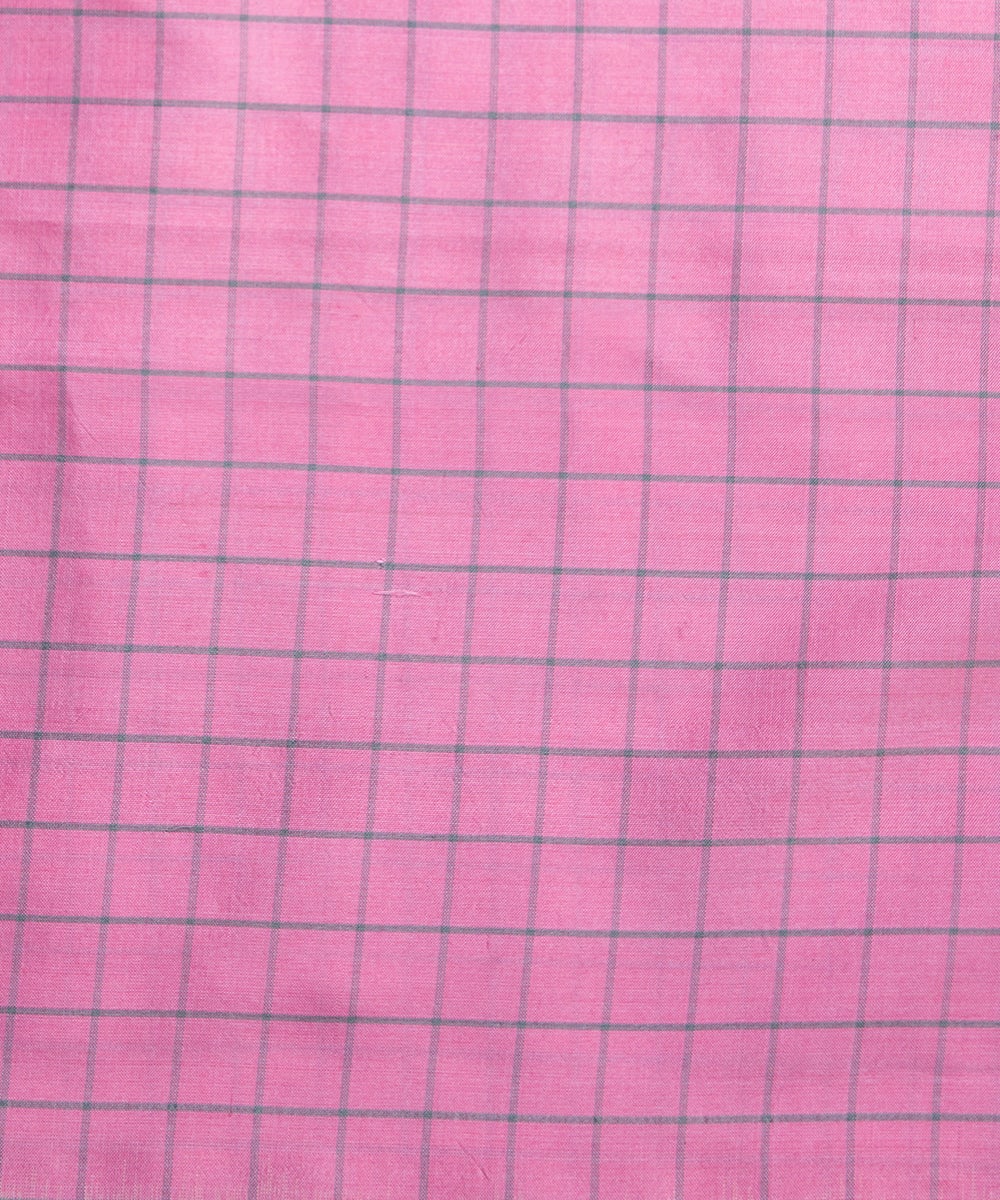 Pink_Handloom_Checks_Banarasi_Saree_With_Grey_Border_and_Butterflies_WeaverStory_05