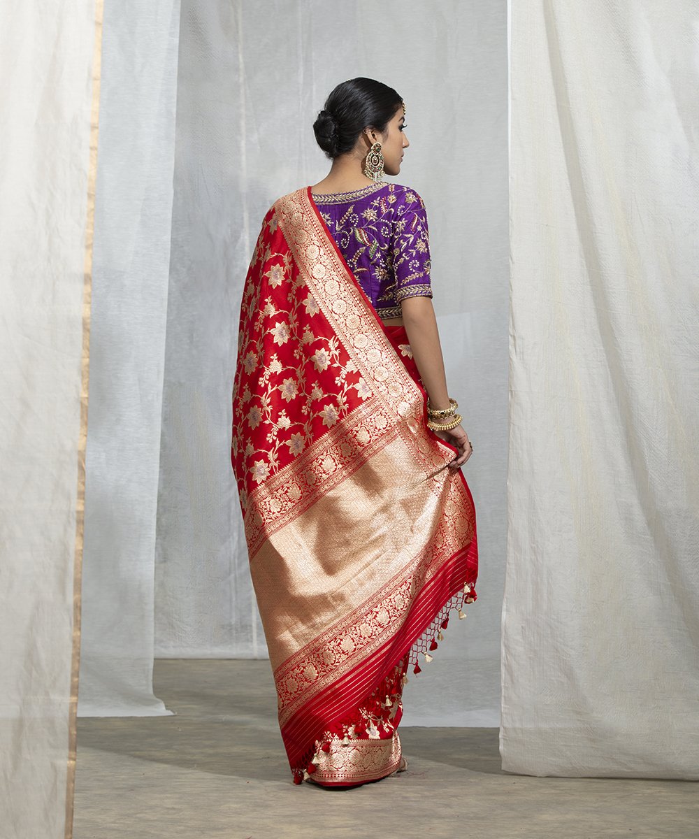 Handloom_Red_Katan_Silk_Banarasi_Jangla_Saree_With_Meenakari_WeaverStory_03