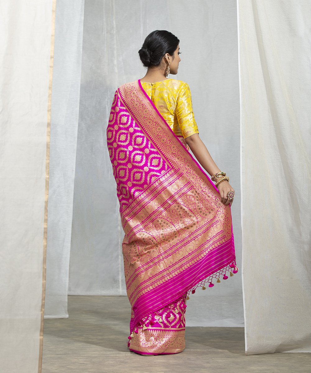 Handwoven_Pink_Kadhwa_Jangla_Saree_with_Fine_Meenakari_WeaverStory_03