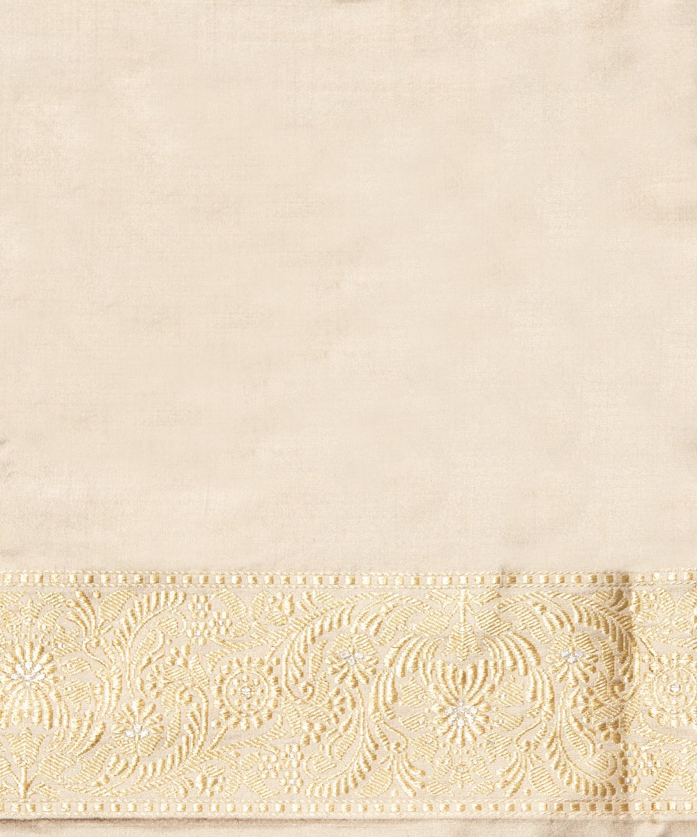 Beige_and_Gold_Handloom_Banarasi_Kadhwa_Jangla_Saree_WeaverStory_05