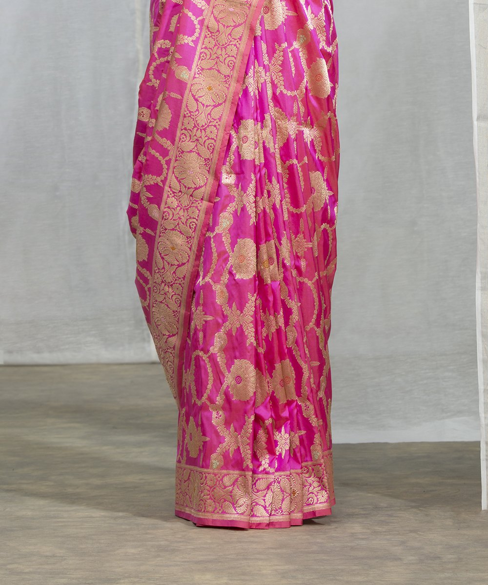 Pink_Dual_Tone_Handloom_Kadhwa_Jangla_Banarasi_Saree_With_Rani_Pink_Meenakari_WeaverStory_04