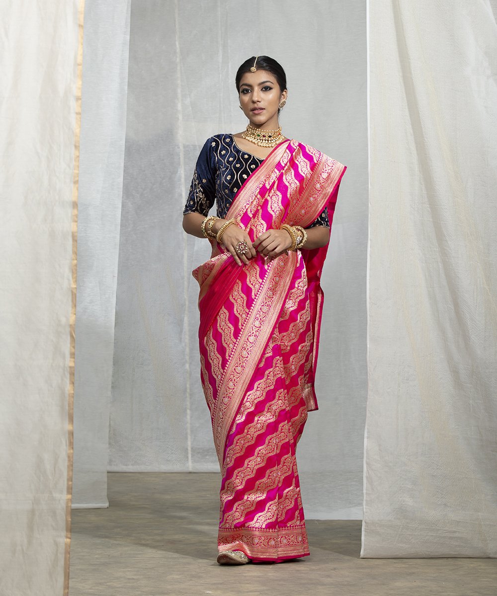 Hot_Pink_Handloom_Katan_Silk_Banarasi_Aada_Jangla_Saree_WeaverStory_02