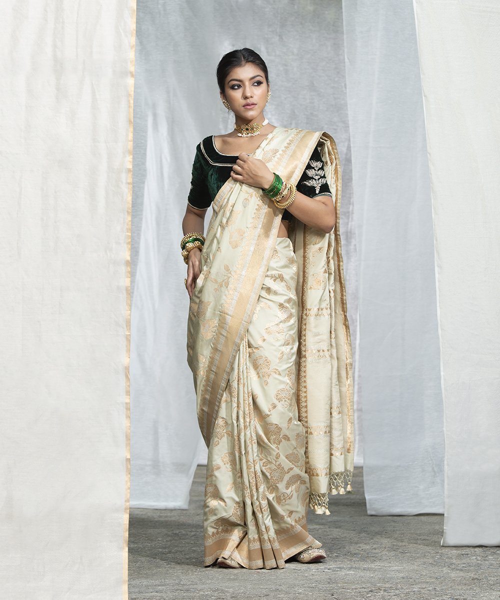 Light_Green_Handloom_Banarasi_Sona_Rupa_Kadhwa_Jangla_Saree_WeaverStory_02