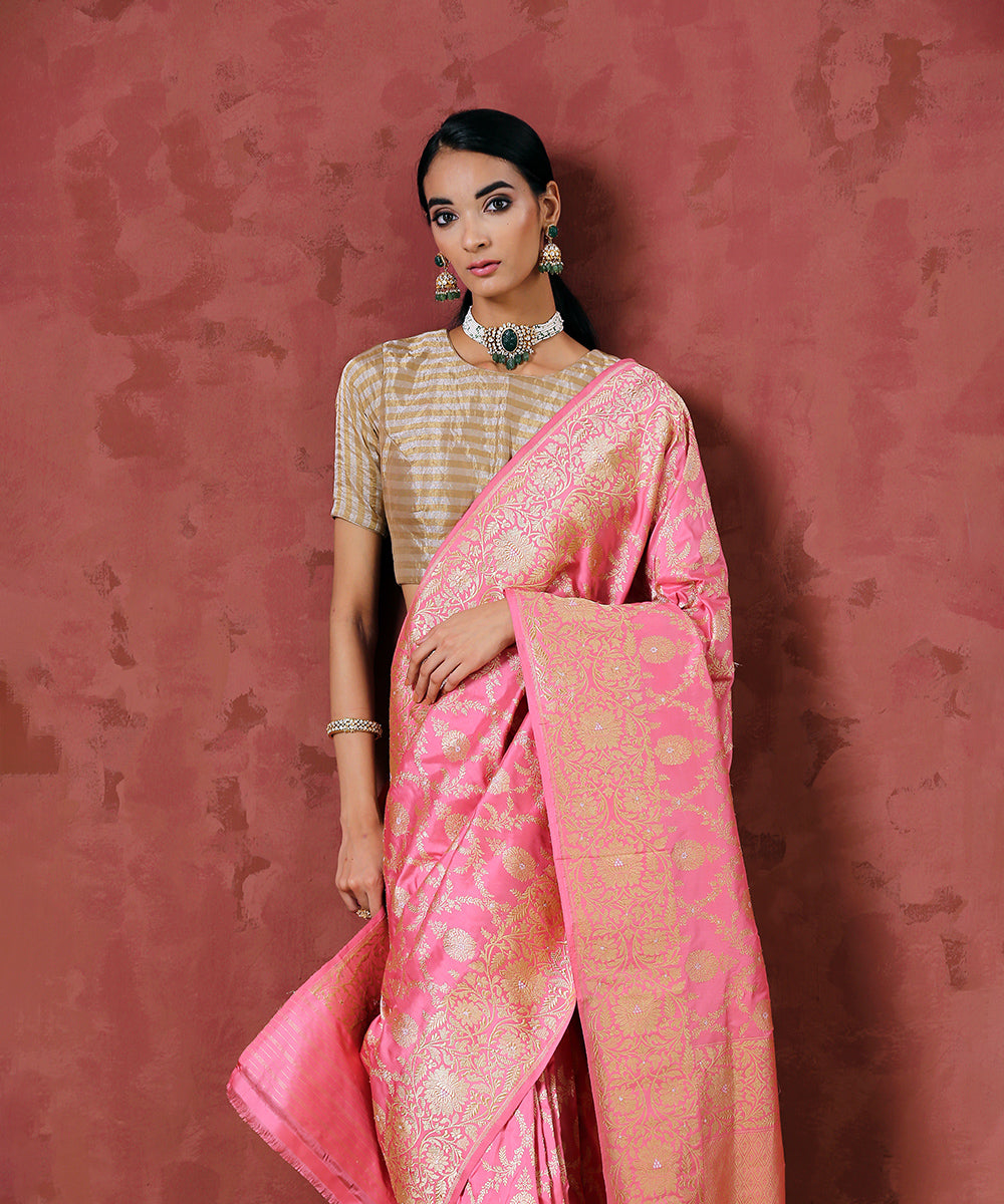 Light_Pink_Handloom_Pure_Katan_Silk_Banarasi_Saree_with_Sona_Rupa_Jaal_WeaverStory_01