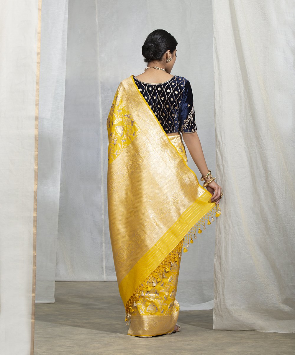 Handloom_Yellow_Kadhwa_Banarasi_Meenakari_Shikargah_Saree_WeaverStory_03