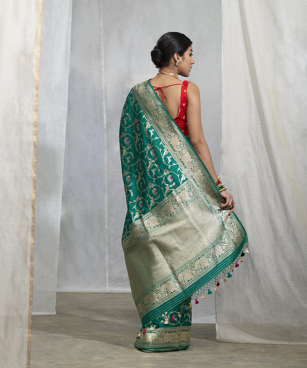 Green_Handloom_Kadhwa_Banarasi_Meenakari_Shikargah_Saree_WeaverStory_03
