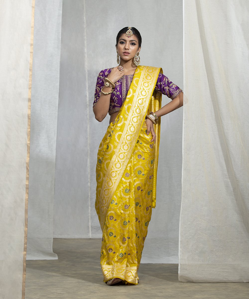 Mustard_Handloom_Banarasi_Katan_Silk_Meenakari_Jangla_Saree_with_Gulmohar_Flowers_WeaverStory_02