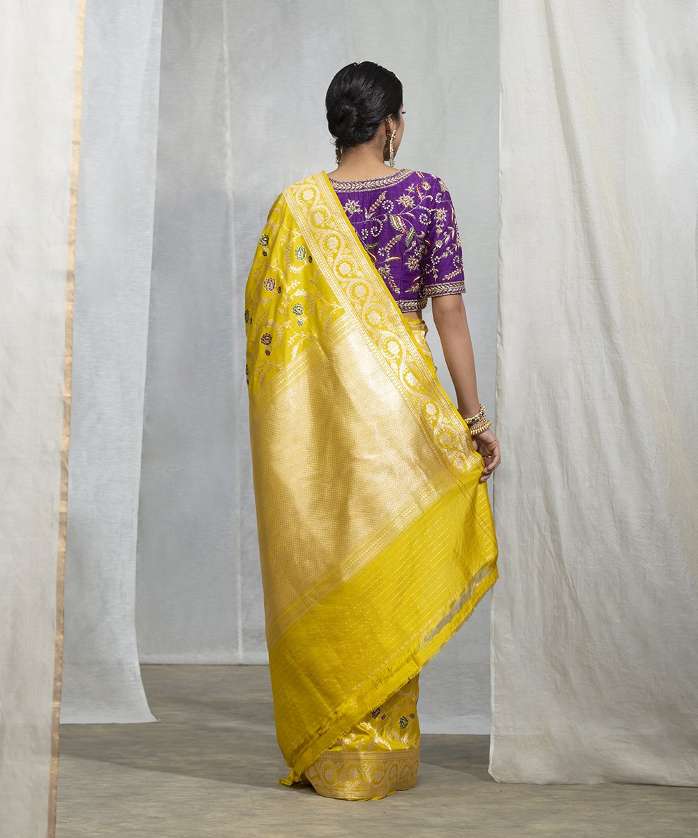 Mustard_Handloom_Banarasi_Katan_Silk_Meenakari_Jangla_Saree_with_Gulmohar_Flowers_WeaverStory_03