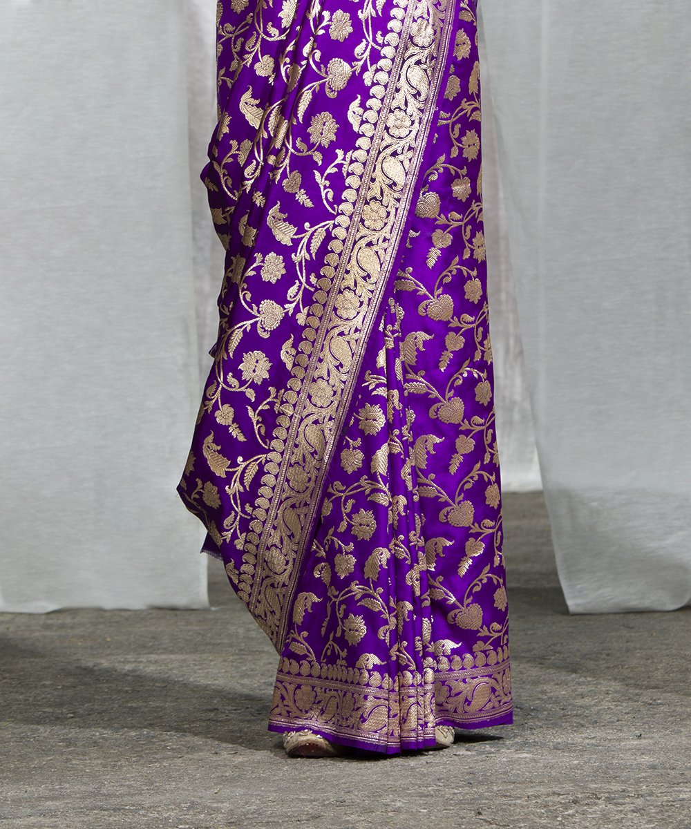 Purple_Handloom_Banarasi_Pure_Katan_Siilk_Kadhwa_Ektara_Jangla_Saree_WeaverStory_04
