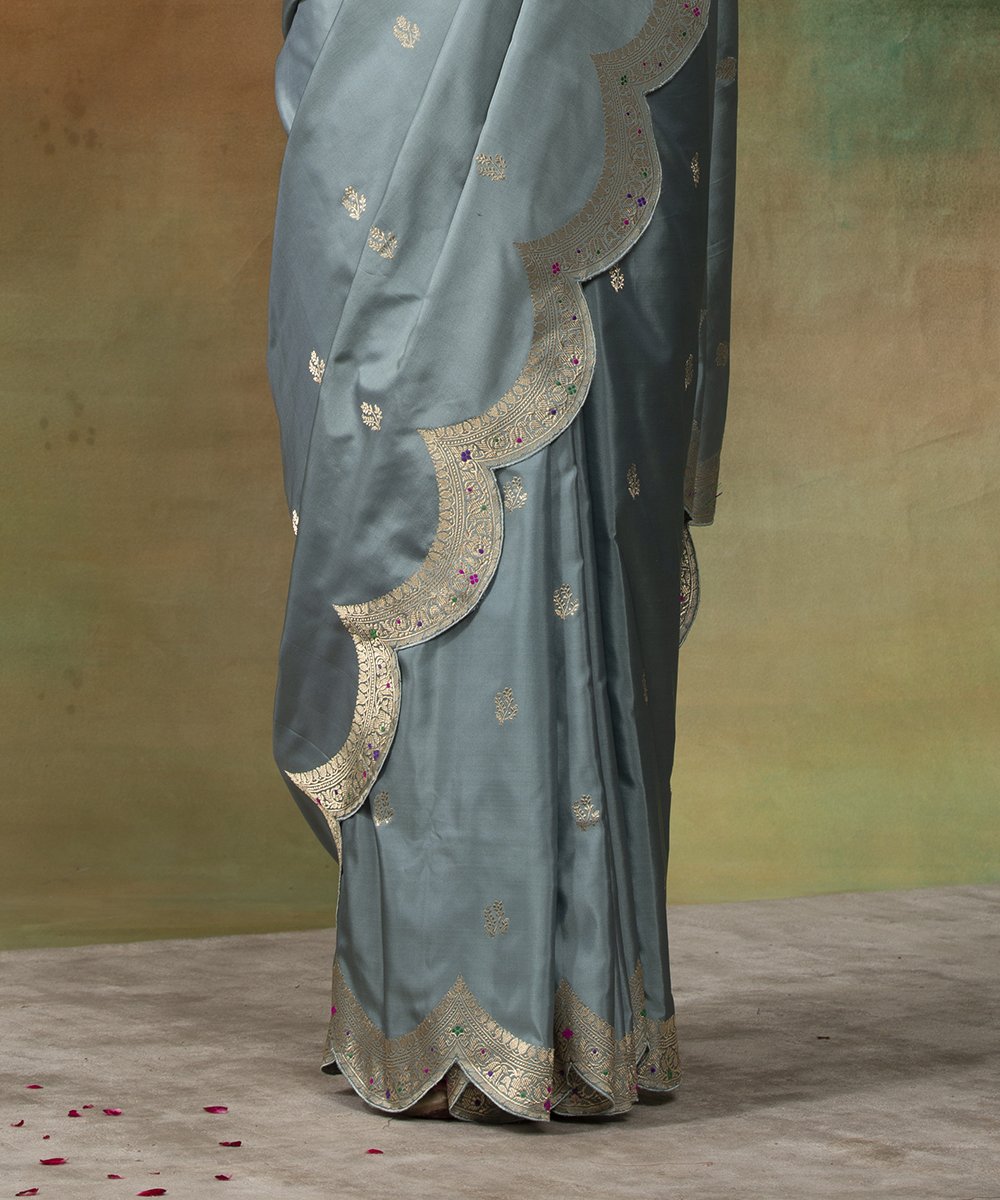 Grey_Handloom_Katan_Silk_Scallop_Border_Banarasi_Saree_With_Meenakari_WeaverStory_04