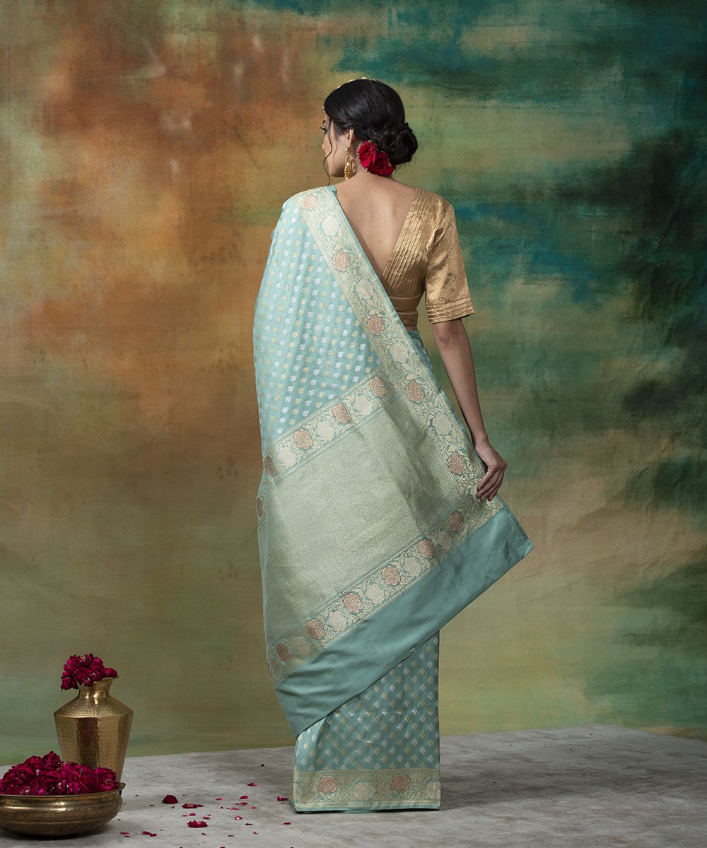 Light_Green_Handloom_Kadhwa_Banarasi_Saree_With_Gold_And_Silver_Booti_WeaverStory_03