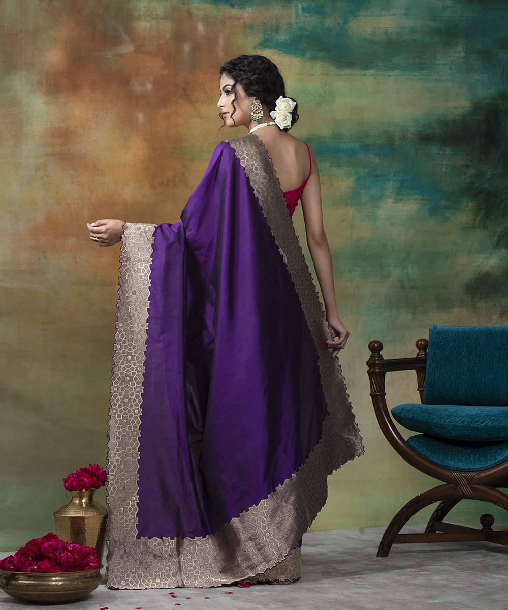 Purple_Handloom_Katan_Silk_Plain_Scallop_Banarasi_Saree_WeaverStory_03