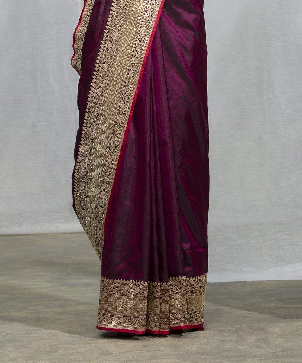 Wine_Handloom_Katan_Silk_Saree_With_Kadhwa_Border_And_Red_Brocade_Blouse_WeaverStory_04