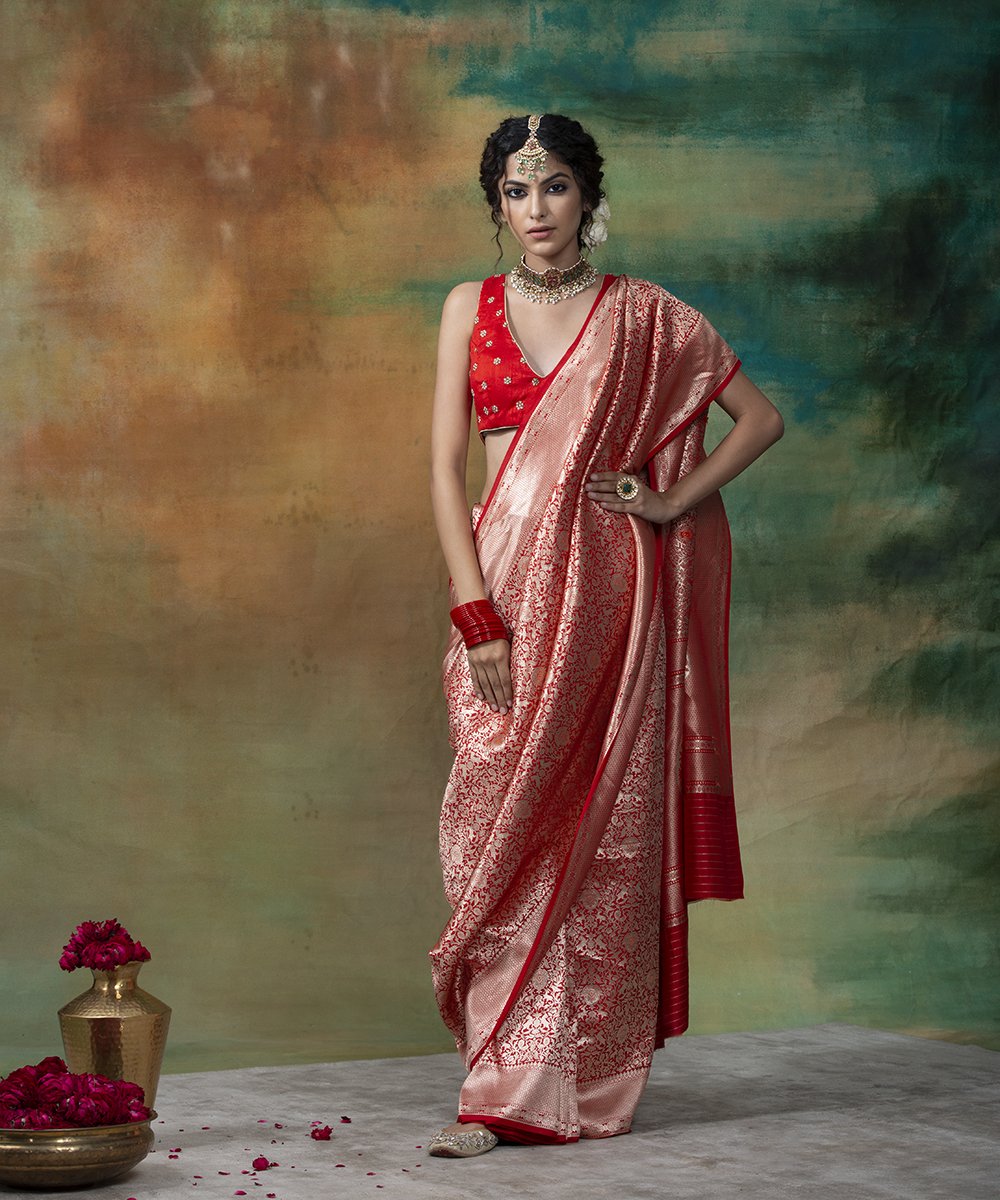 Red_Handloom_Pure_Katan_Silk_Kimkhab_Shikargah_Banarasi_Saree_WeaverStory_02