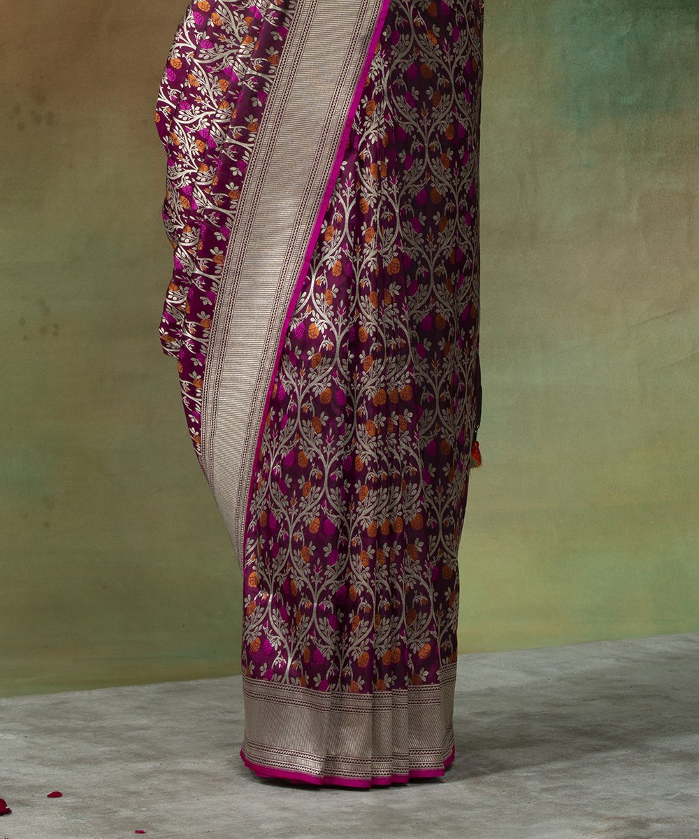 Wine_Handloom_Jangla_Banarasi_Saree_With_Mustard_And_Orange_Meenakari_WeaverStory_04