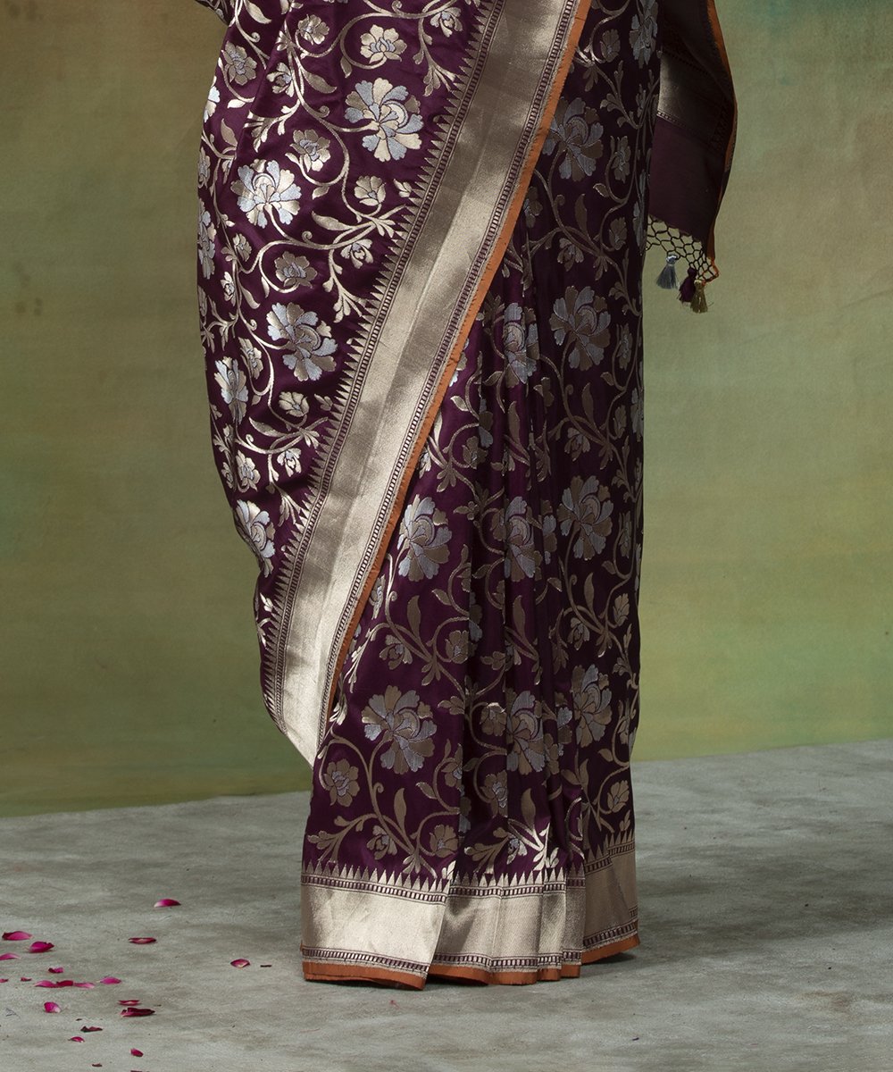 Wine_Handloom_Katan_Silk_Sona_Rupa_Banarasi_Saree_with_Floral_Jangla_WeaverStory_04