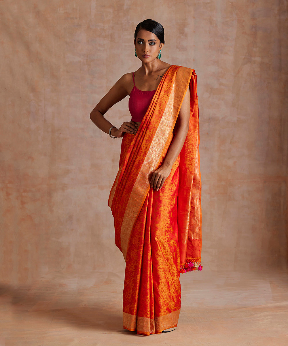 Orange_Handloom_Pure_Katan_Silk_Tanchoi_Banarasi_Saree_WeaverStory_03