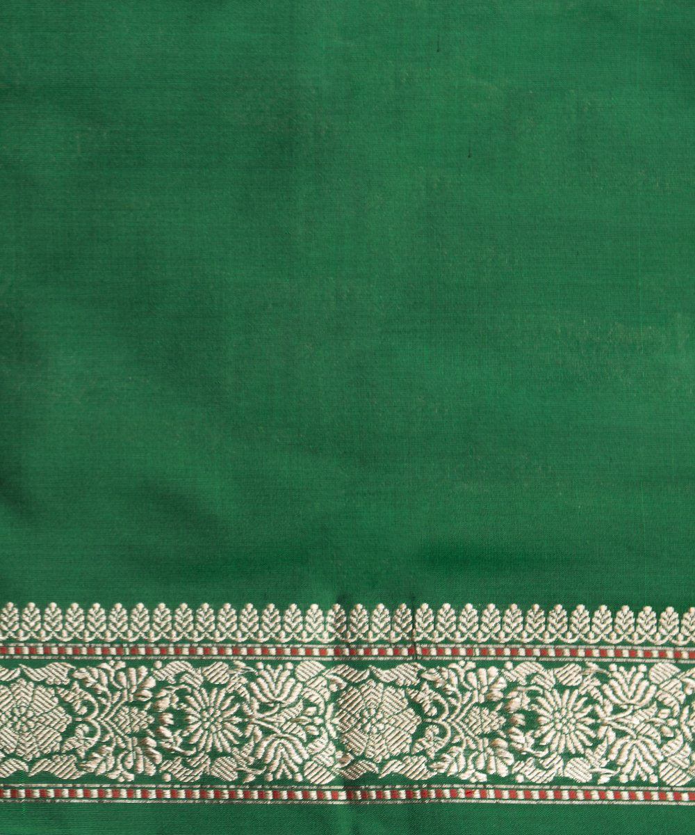 Green_Pure_Katan_Silk_Banarasi_Kadhwa_Jangla_Saree_with_Red_Selvedge_WeaverStory_05