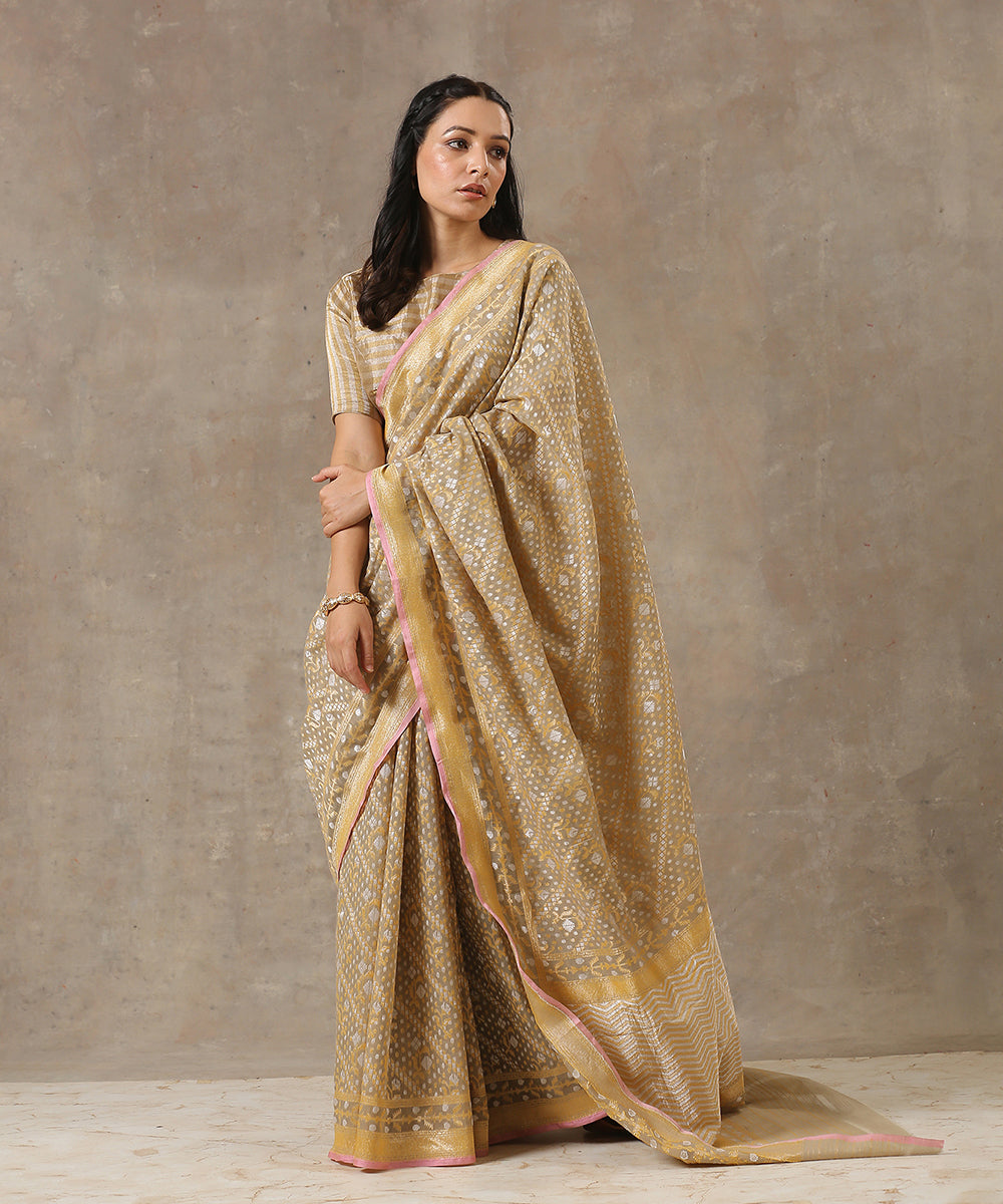 Handloom_Beige_Cotton_Banarasi_Jamdani_Saree_with_Aada_Jaal_WeaverStory_02