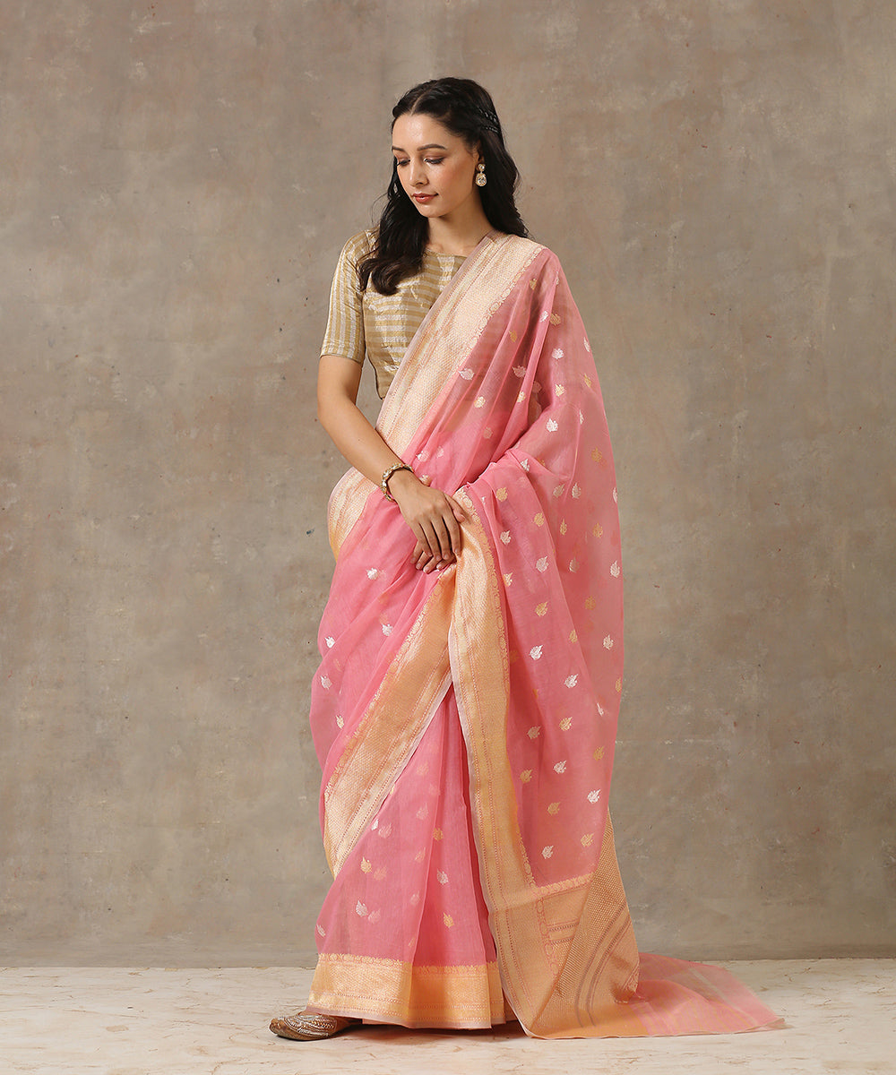 Handloom_Light_Pink_Cotton_Banarasi_Saree_with_Kadhwa_Booti_WeaverStory_02