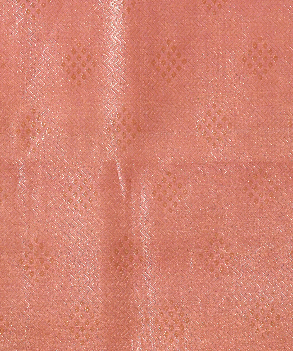 Handloom_Light_Pink_Cotton_Banarasi_Saree_with_Kadhwa_Booti_WeaverStory_05