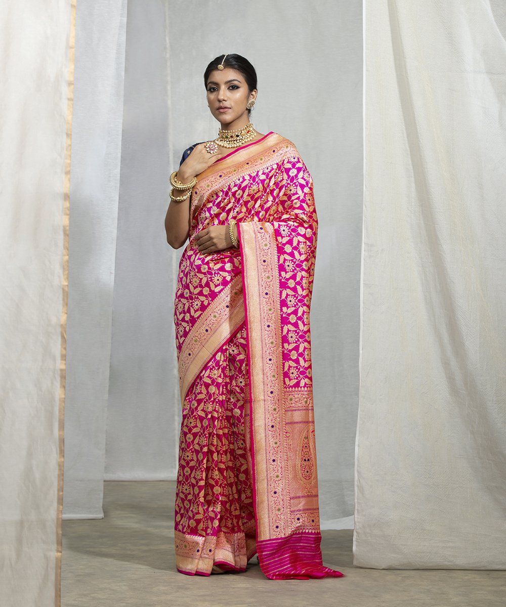 Handloom_Hot_Pink_Pure_Katan_Silk_Kadhwa_Banarasi_Meenakari_Jangla_Saree_WeaverStory_02
